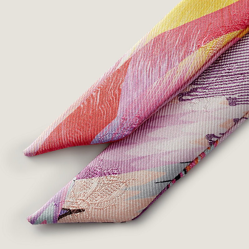 Marble Silk doll twilly | Hermès UAE